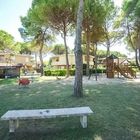 With Pool In 45685 Apartamento *